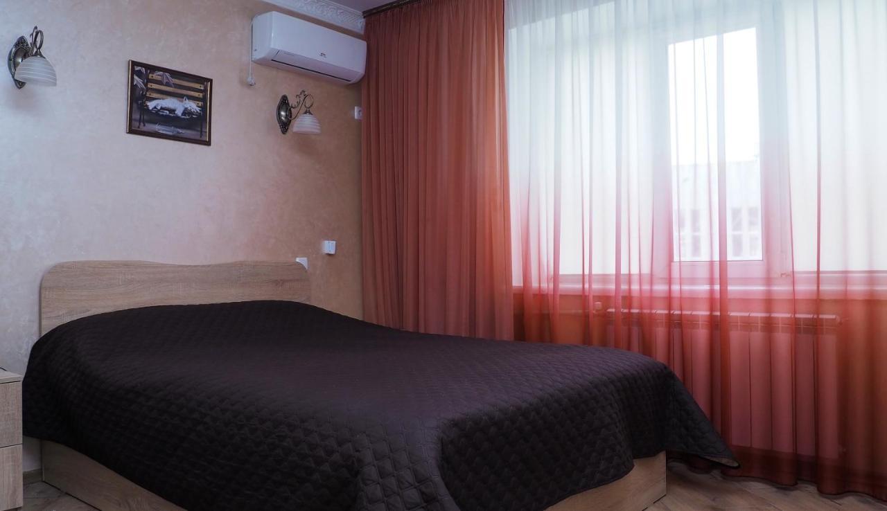 Hotel "Nizhyn" 외부 사진